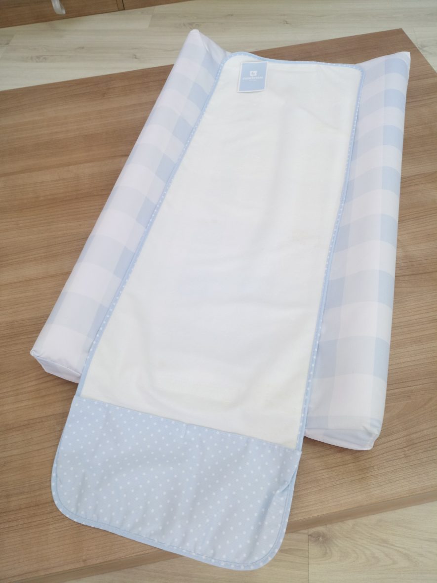 MATELAS A LANGER MOUSSE BEBE BLEU 47×80 CM